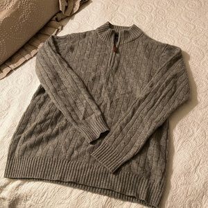 Boys XL size 20 cashmere Vineyard Vines sweater